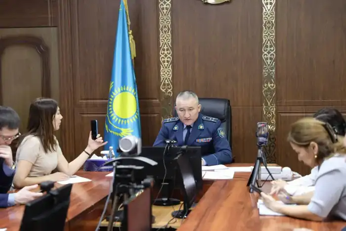 Транспортная полиция провела важную встречу с населением по вопросам безопасности Атырау