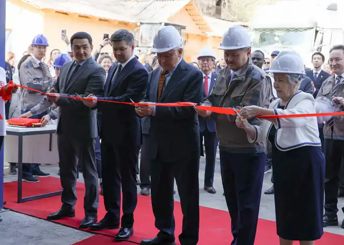 Поручение Главы государства: в Казахстане запущен новый завод на базе разработок отечественных ученых (10)