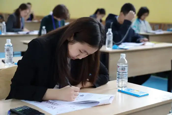 Стартовал заключительный этап республиканской олимпиады по географии и химии (4)