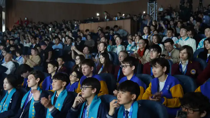 В Алматы определены лучшие участники республиканской олимпиады по естественно математическим предметам (5)