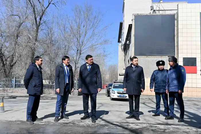 В Семее начнется асфальтирование 100 улиц в 2026 году с акцентом на качество работ и контроль Атырау