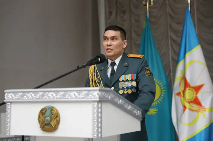 Пятого апреля в Казахстане отмечают День органов военных сообщений (2)