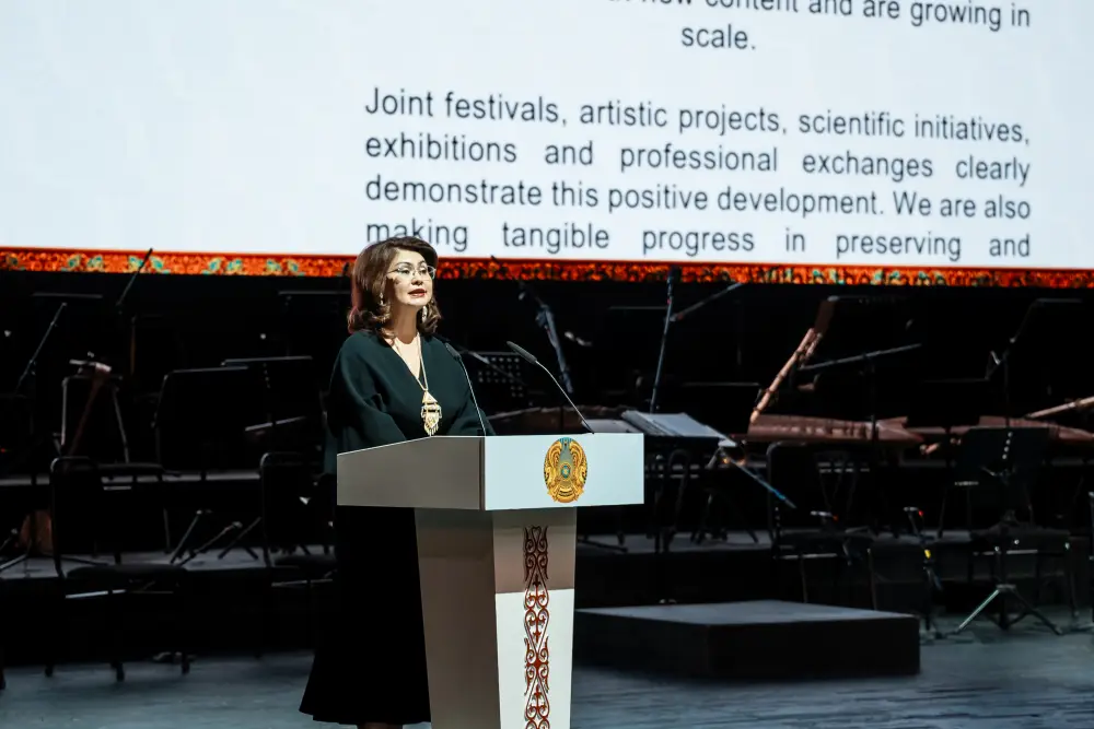 Музыка дружбы: Концерт Монгольского театра искусства озарил Астану Атырау