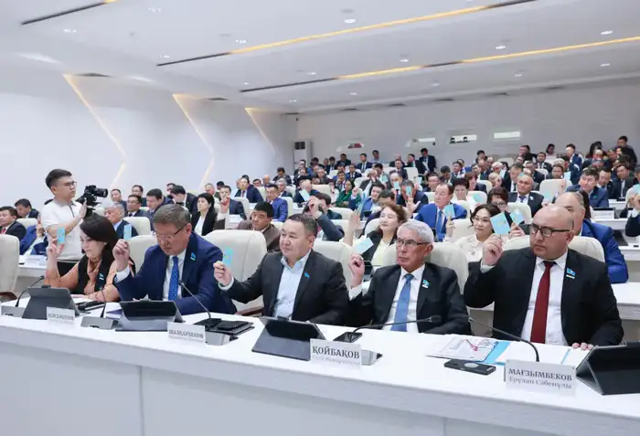 9,3 млрд тенге: что обсудил Карашукеев? Атырау