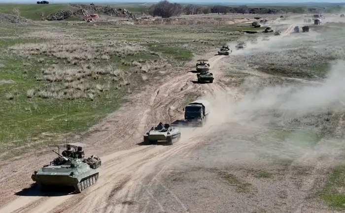 Генерал-лейтенант Абубакиров: дирижёр военной симфонии перед учением «Батыл тойтарыс – 2026» Атырау