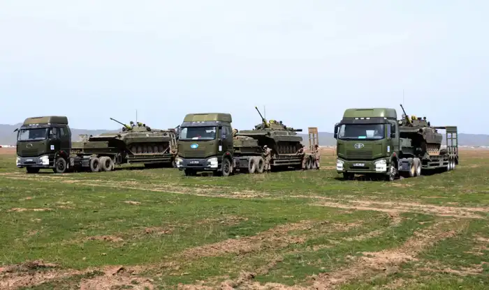 Пятого апреля в Казахстане отмечают День органов военных сообщений (5)
