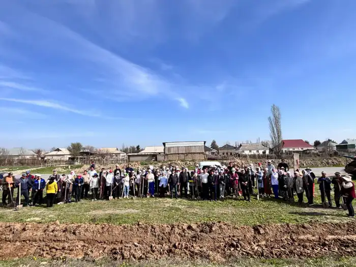 ТУРКЕСТАН: В ЖЕТЫСАЕ В АКЦИИ «МӨЛДІР БҰЛАҚ» ПРИНЯЛИ УЧАСТИЕ 500 ЧЕЛОВЕК (2)