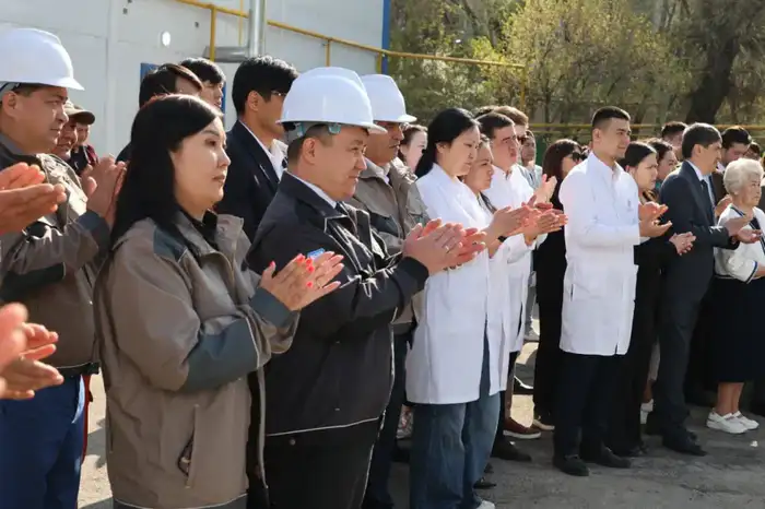 Поручение Главы государства: в Казахстане запущен новый завод на базе разработок отечественных ученых (3)