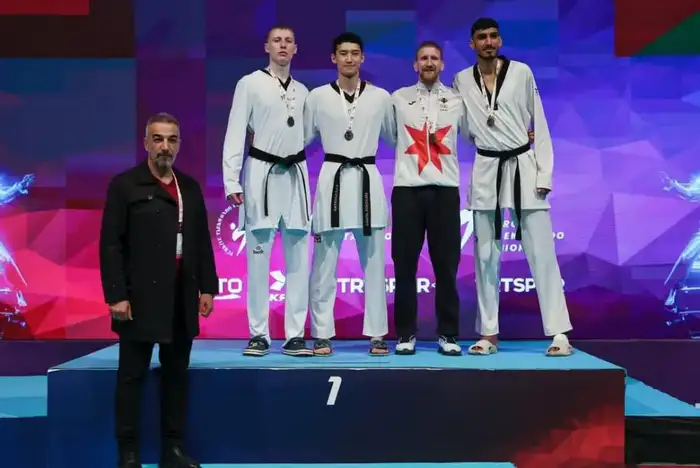 Казахстанская команда сияет: Золото от Толеугали! Атырау