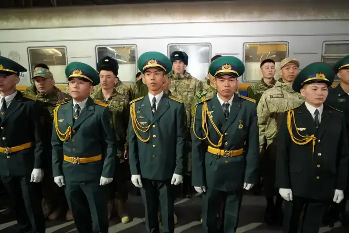Солдаты вернулись: кто на границе теперь? Атырау
