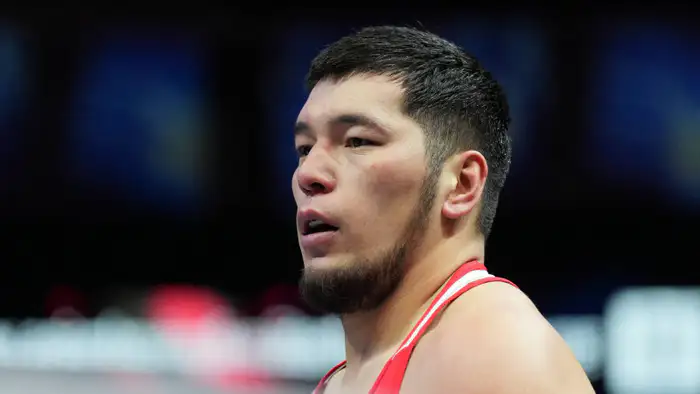 Айбек Оралбай: Боксерский шторм, сметающий соперников на чемпионате Азии-2026 Атырау