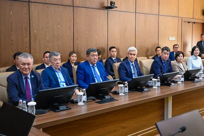 Ветераны геологических недр: «КазМунайГаз» чествует своих основателей в День геолога Атырау