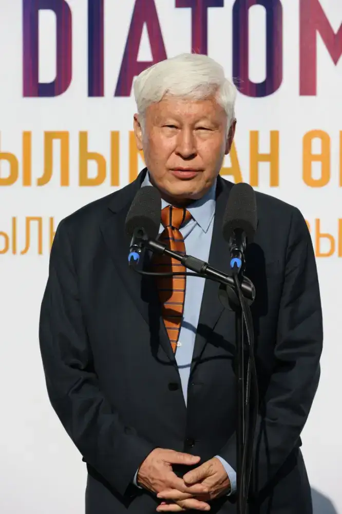 Поручение Главы государства: в Казахстане запущен новый завод на базе разработок отечественных ученых (2)