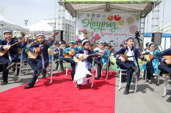 Алматы: высадка «Аллеи наставничества» Атырау