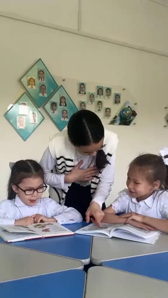 Книги в руках: школы Экибастуза открывают новые горизонты чтения Атырау