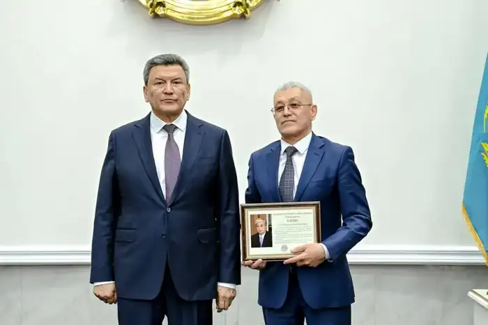 В СКО отметили заслуги общественников, тружеников и молодежи (3)