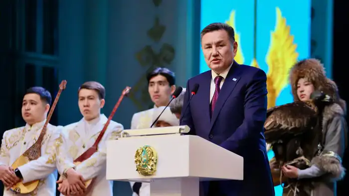 В Усть-Каменогорске прошел айтыс, объединяющий молодые таланты Восточно-Казахстанской и Карагандинской областей Атырау