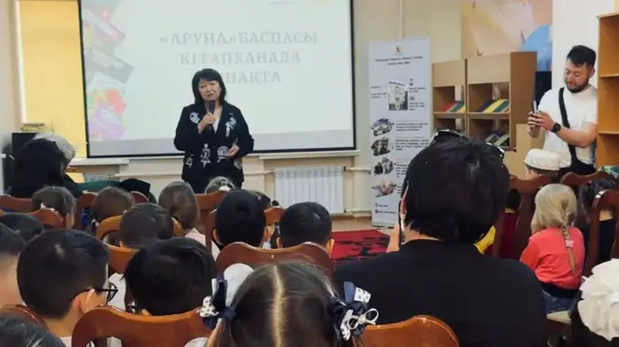 В Караганде прошли встречи детей с казахстанскими издателями, способствующие развитию детской литературы на казахском языке Атырау