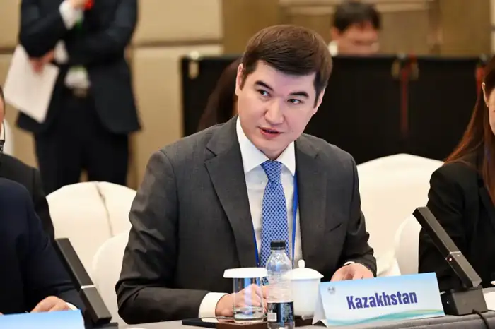 Казахстан на встрече по созданию Банка ШОС в Пекине Атырау