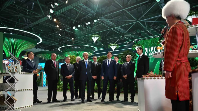 Зеленые технологии: главы государств на выставке в Астане Атырау