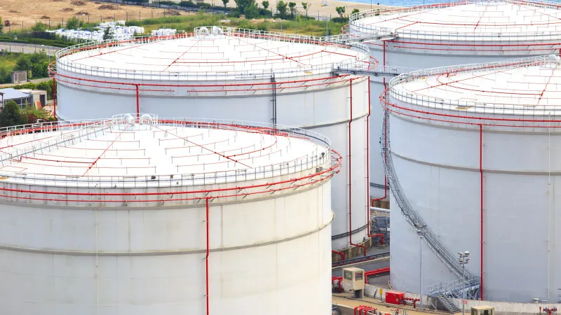 Рост цен на нефть Brent выше 115 долларов: как неопределенность в переговорах между США и Иран влияет на экономику и жизнь людей Атырау