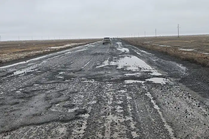 Дорога «Атырау–Индер»: международный проект ремонта затягивается на два года, оставляя жителей без асфальта Атырау