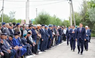 Прощание с Мухтаром Шахановым: казахская литература теряет своего светила