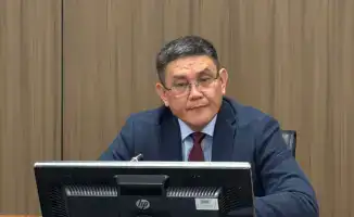 Обсуждение международных стандартов этических норм и религиозных убеждений среди государственных служащих