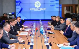 Встреча посла Беларуси с акимом Карагандинской области обсуждение сотрудничества в промышленности и IT