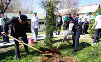 Экологическая акция «Мөлдір бұлақ» объединила 500 жителей Казыгуртского района