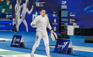 Руслан Курбанов из ВКО завоевал серебро на Кубке мира по фехтованию на шпаге