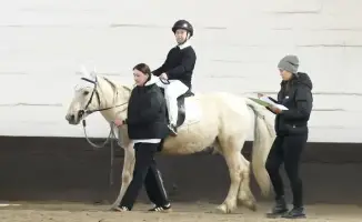 Открытый кубок по конному спорту для спортсменов с особыми потребностями в Караганде