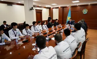 Награждение Айым Серикбаевой министром спорта: новый этап для казахстанского таеквондо