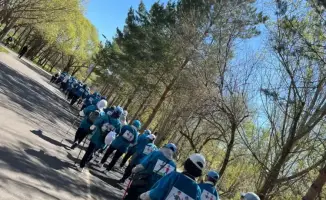 В Астане пенсионеры активно участвуют в соревнованиях по скандинавской ходьбе в рамках акции "Таза Қазақстан"
