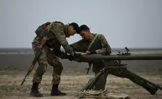 Морские пехотинцы Казахстана применяют военно-тактический пейнтбол для боевой подготовки