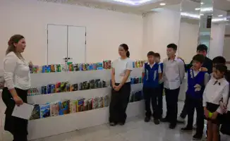 Книги как мосты в мир детских фантазий: экскурсии и выставки к Международному дню детской книги