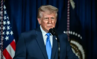 Президент США Дональд Трамп заявил, что иранские порты останутся заблокированными до заключения мирного соглашения с Тегераном, что подчеркивает жесткую позицию Вашингтона в отношении Ирана.