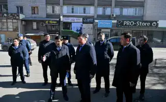 Аким области Берик Уали проверяет торговые объекты в Семее на соответствие современным требованиям
