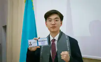 Казахстанский робототехник взлетел в небеса образования: полный грант в Stanford!