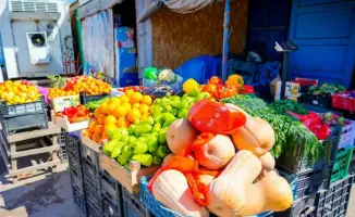 Сельскохозяйственная ярмарка в Астане 1 2 3 мая местные фермеры продукция овощи фрукты мясо молочные изделия