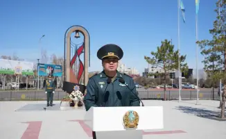 Министр по ЧС Чингис Аринов на памятной церемонии в Павлодаре