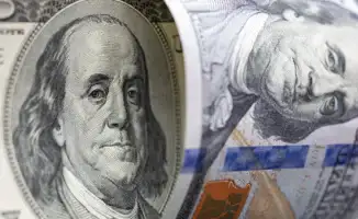 Доллар ниже 460: Казахстанские обменники удивляют курсом
