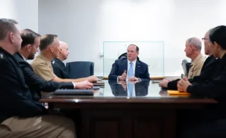 Министр ВМС США Джон Фелан отправлен в отставку на фоне конфликта с Ираном