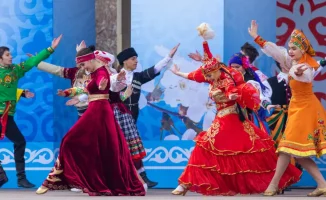 В Казахстане отмечают День единства народа: названы самые многочисленные национальности страны
