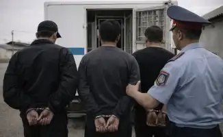 Атырау: компания распивала спиртное и устроила потасовку с полицейскими