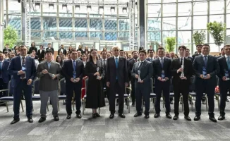 Токаев: ИИ-проекты молодежи — будущее Казахстана в действии