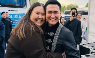 Торегали Тореали удивлён реакцией фанатки в Атырау: неожиданная встреча вызвала бурные эмоции