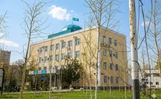 В Атырау прошла пресс-конференция в акимате, на которой были разъяснены детали тендера на сумму 11,2 млн тенге. Представители местной власти подчеркнули, что тендер направлен на улучшение инфраструктуры региона и ожидается, что он привлечет внимание местн