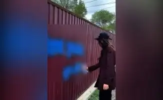 В Атырау уничтожение граффити с рекламой наркотиков: совместные усилия власти, общества и молодежи противостоят наркопреступности
