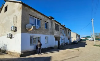 Residents of Hazardous Buildings in Inderbor Appeal to Authorities for Urgent Assistance